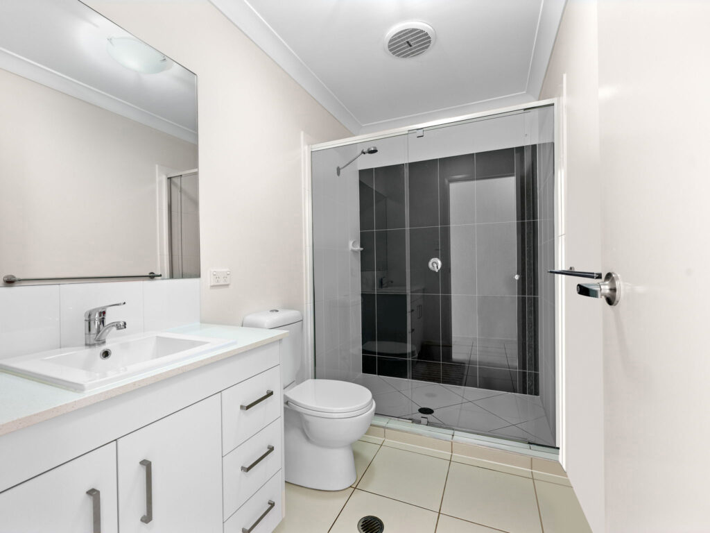16 Lillypilly Drive, Ripley, QLD 4306