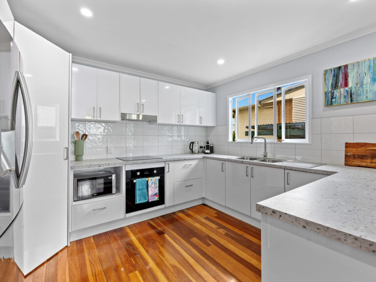 19 Maher Street, North Ipswich, QLD 4305