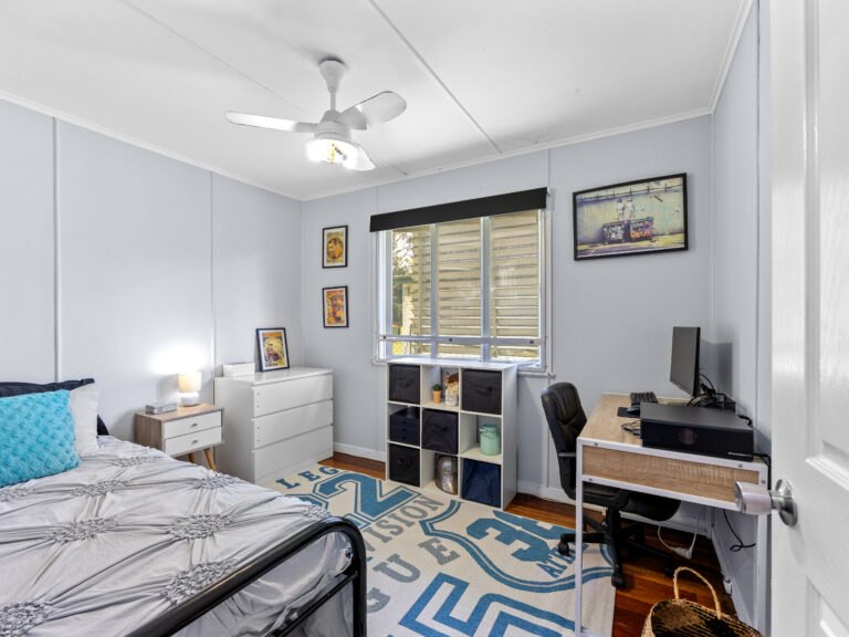19 Maher Street, North Ipswich, QLD 4305