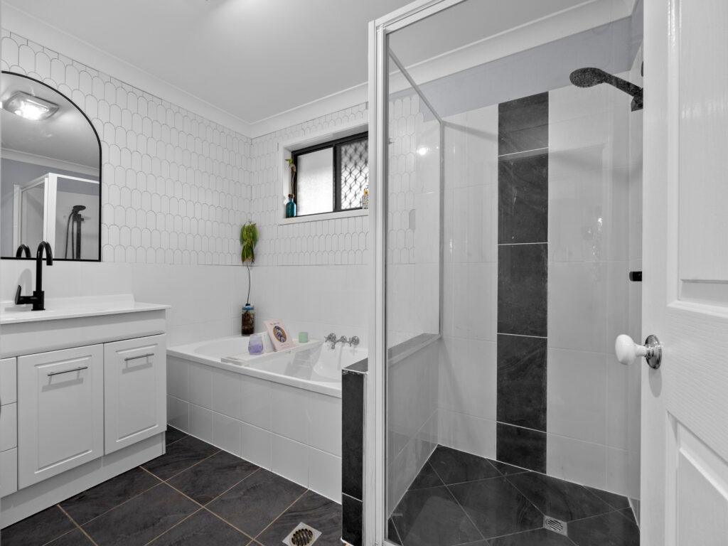 68 Poole Road, Fernvale, QLD 4306