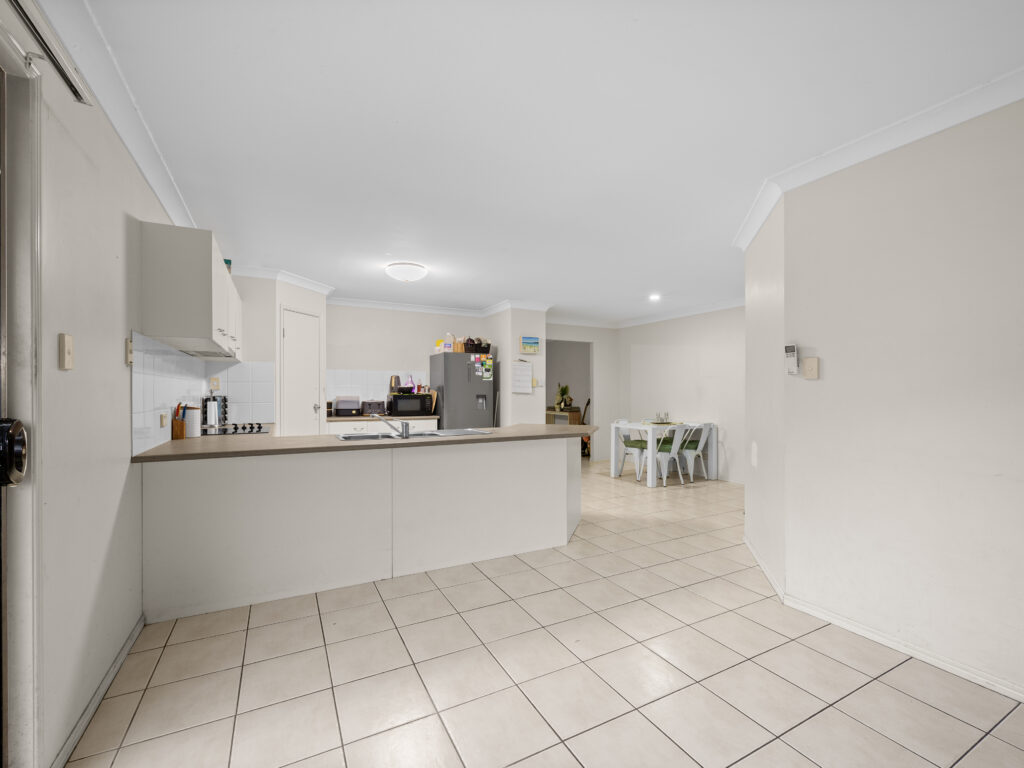 21 Katie Way, Raceview, QLD 4305