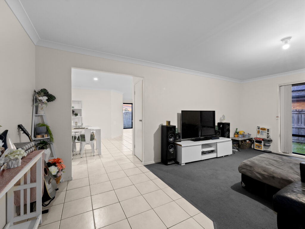 21 Katie Way, Raceview, QLD 4305