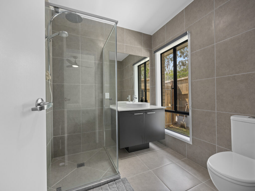 7 Maximillian Crescent, Deebing Heights, QLD 4306
