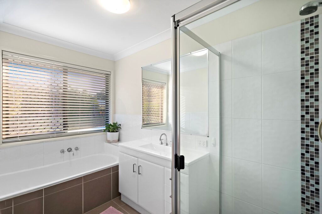 18 Banksia Road, Gatton, QLD 4343