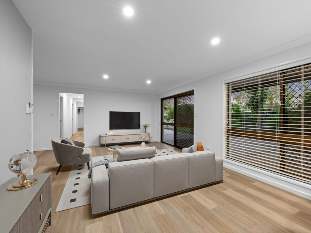 17 Hood Street, Karalee, QLD 4306