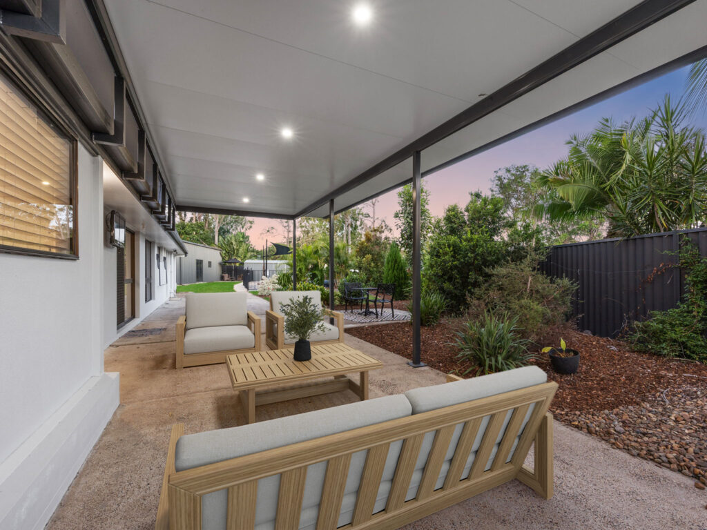 17 Hood Street, Karalee, QLD 4306