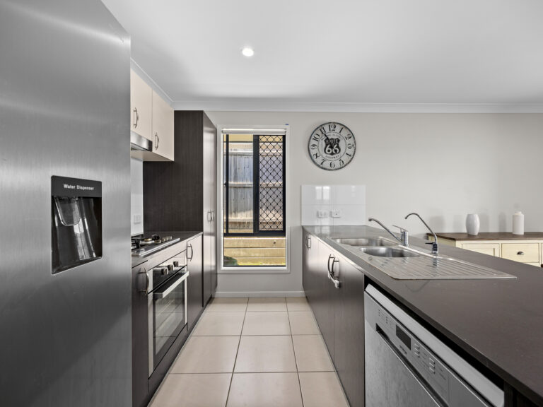 13 Coolah Street, South Ripley, QLD 4306