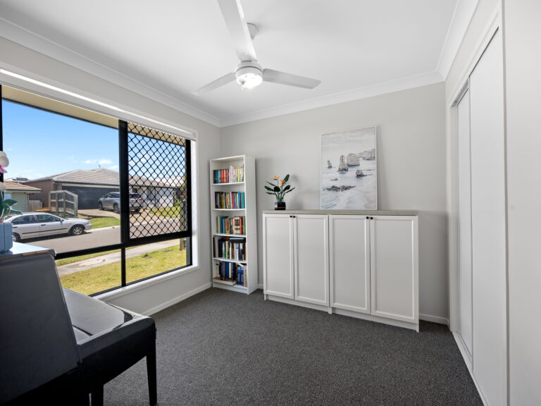 13 Coolah Street, South Ripley, QLD 4306
