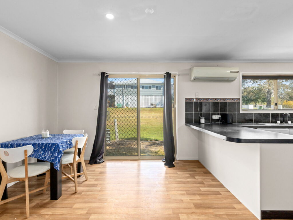 10 Rons Road, Regency Downs, QLD 4341