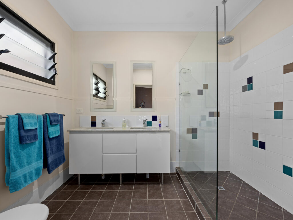 17 Heron Street, Laidley Heights, QLD 4341