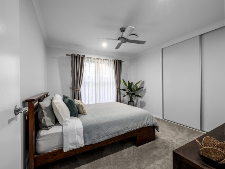 18 Jollytail Avenue, New Beith, QLD 4124