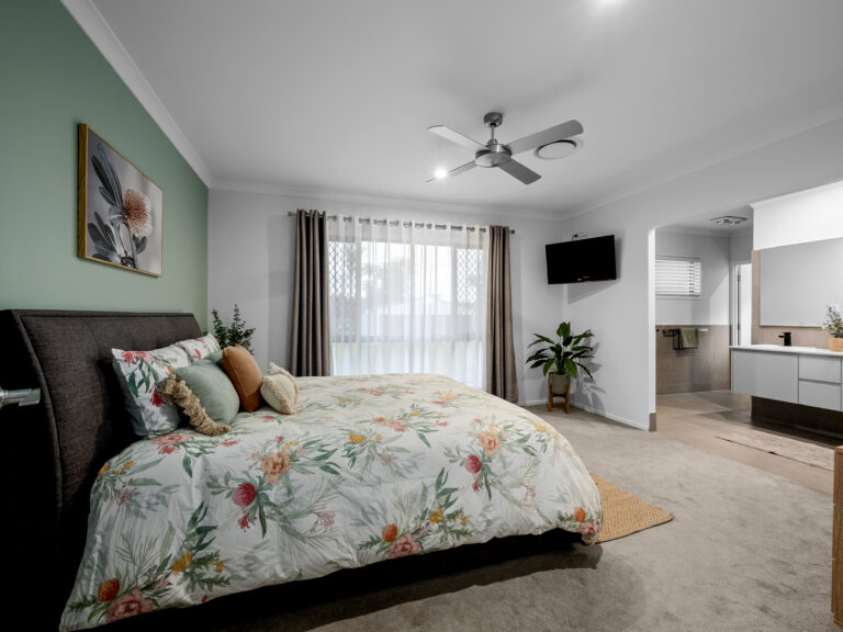 18 Jollytail Avenue, New Beith, QLD 4124