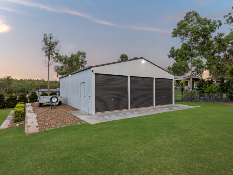 18 Jollytail Avenue, New Beith, QLD 4124