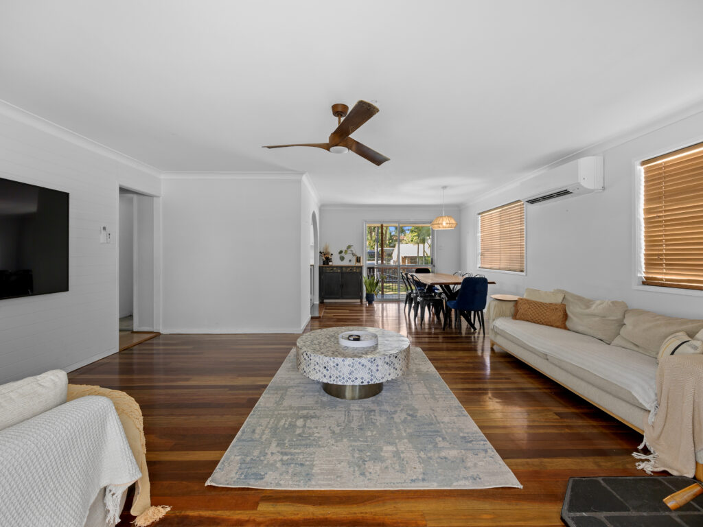 8 Leopard Street, Raceview, QLD 4305