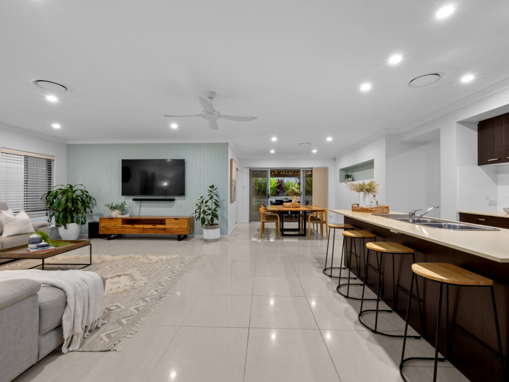 118 Santa Monica Drive, Augustine Heights, QLD 4300