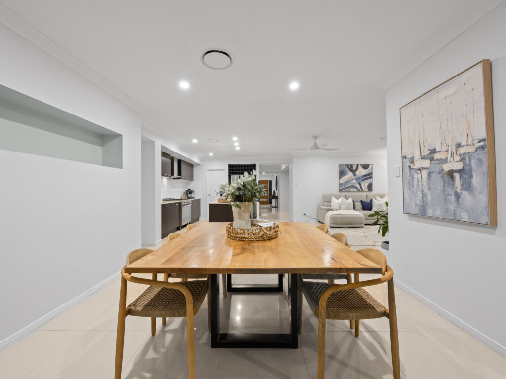 118 Santa Monica Drive, Augustine Heights, QLD 4300