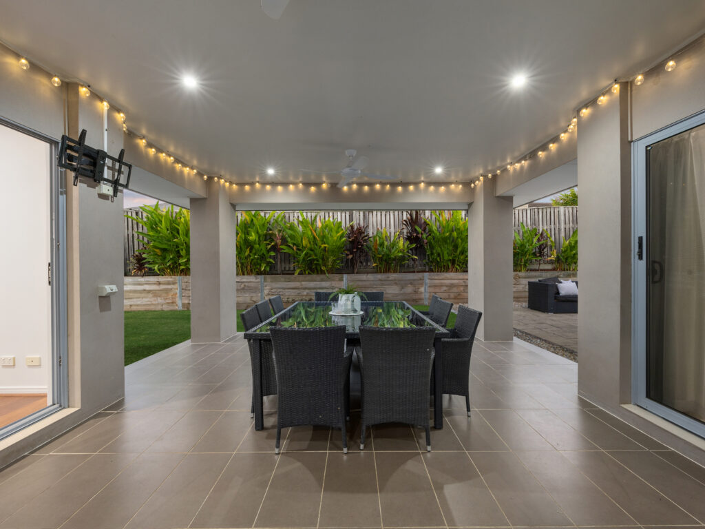 118 Santa Monica Drive, Augustine Heights, QLD 4300