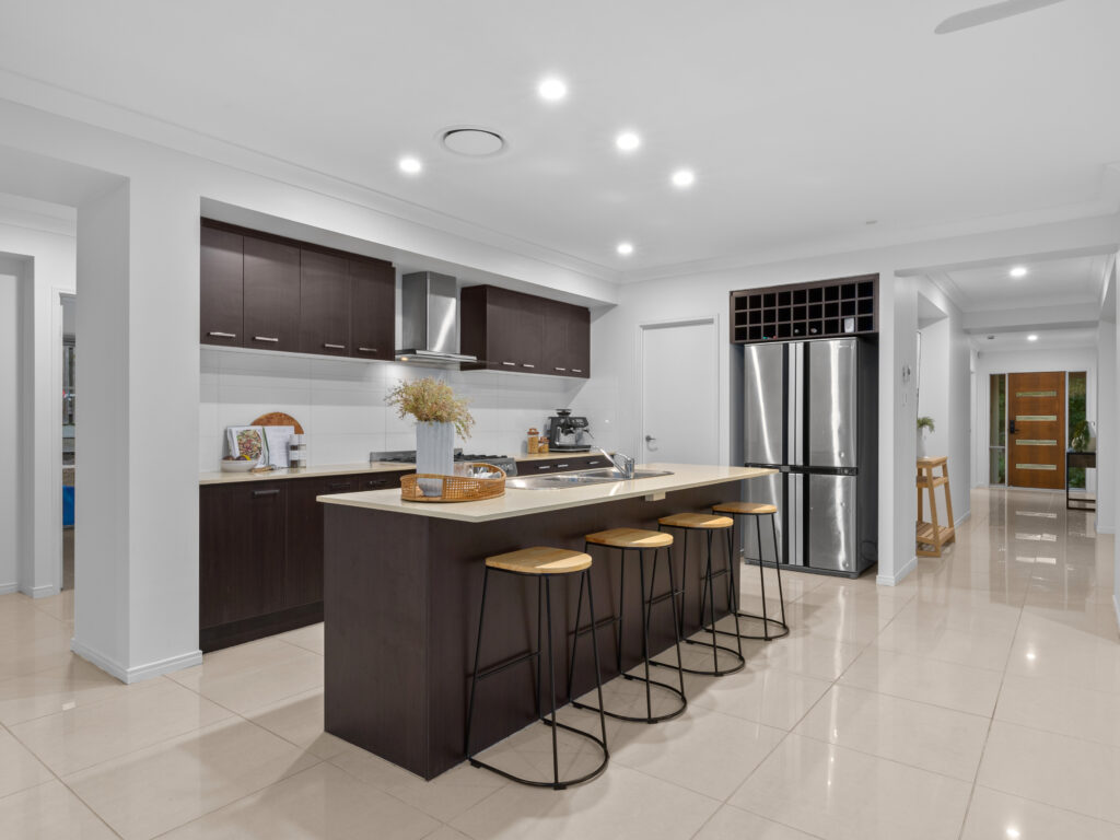 118 Santa Monica Drive, Augustine Heights, QLD 4300