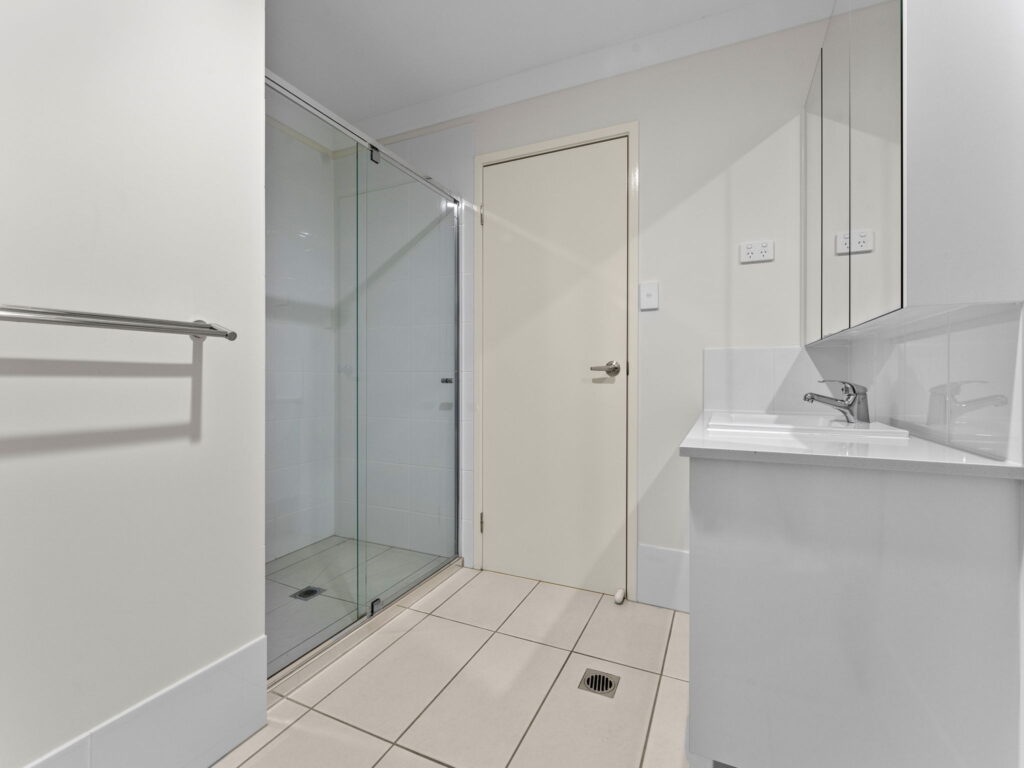 18/17 Springfield Lakes Boulevard, Springfield Lakes, QLD 4300