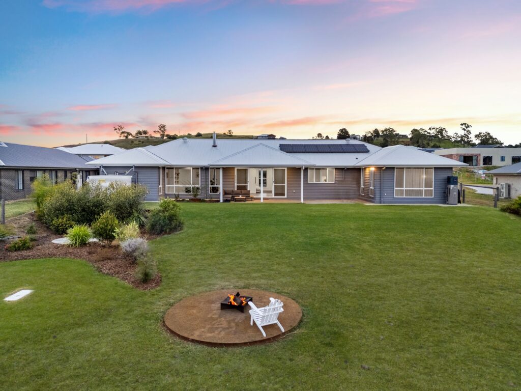 13 Ridgevale Drive, Regency Downs, QLD 4341
