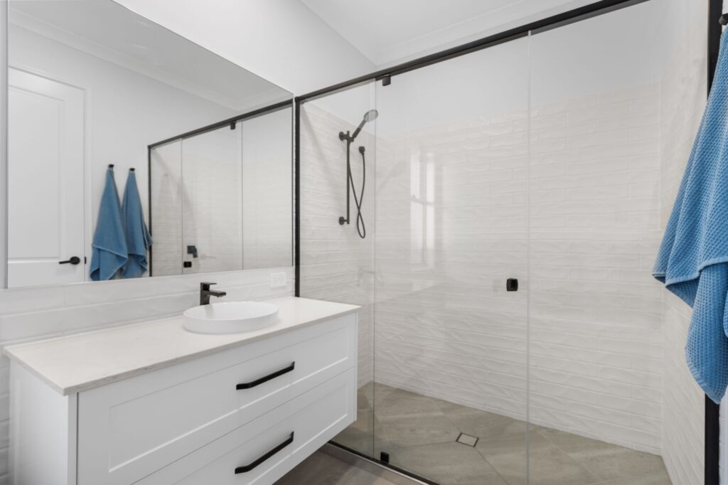 13 Ridgevale Drive, Regency Downs, QLD 4341