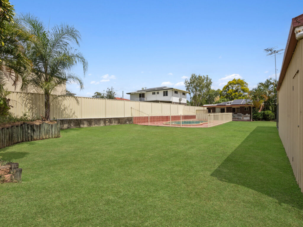 18 Falvey Street, Ripley, QLD 4306