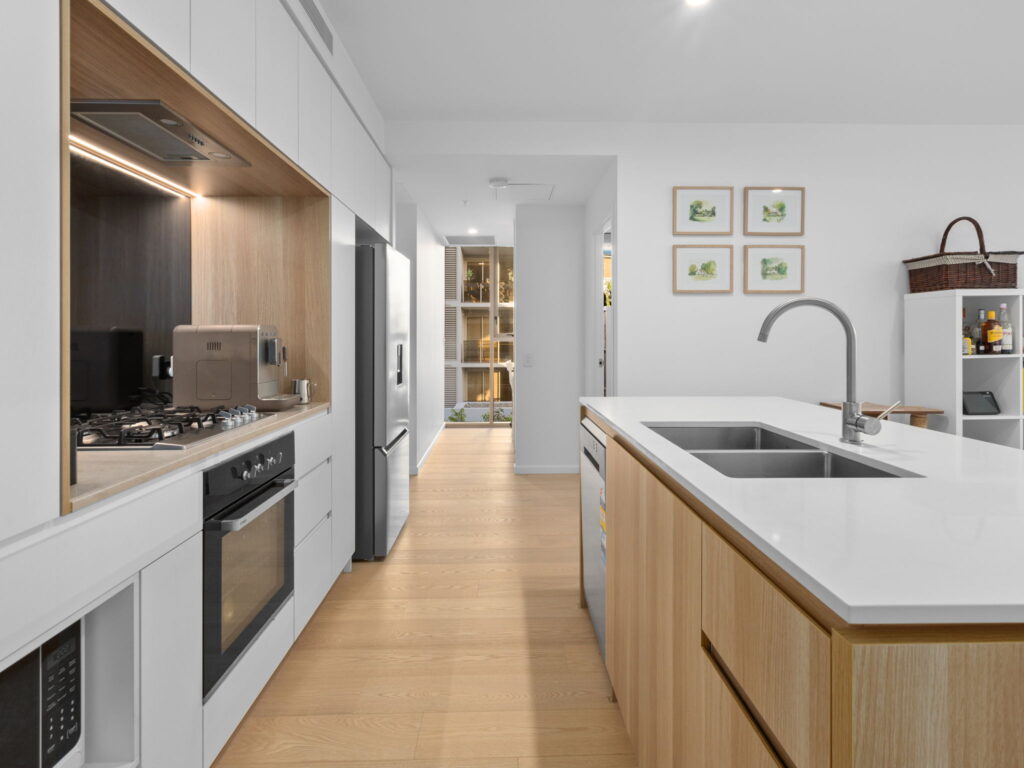 2504/21 Longland Street, Newstead, QLD 4006