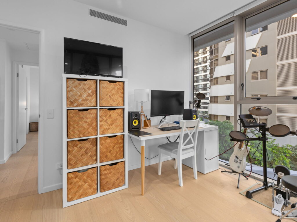 2504/21 Longland Street, Newstead, QLD 4006