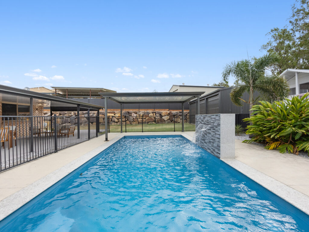 71 Lakeview Drive, Deebing Heights, QLD 4306