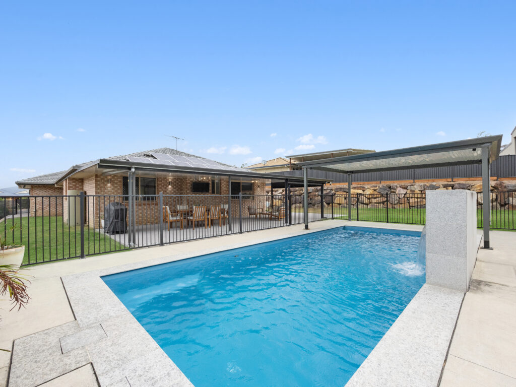 71 Lakeview Drive, Deebing Heights, QLD 4306