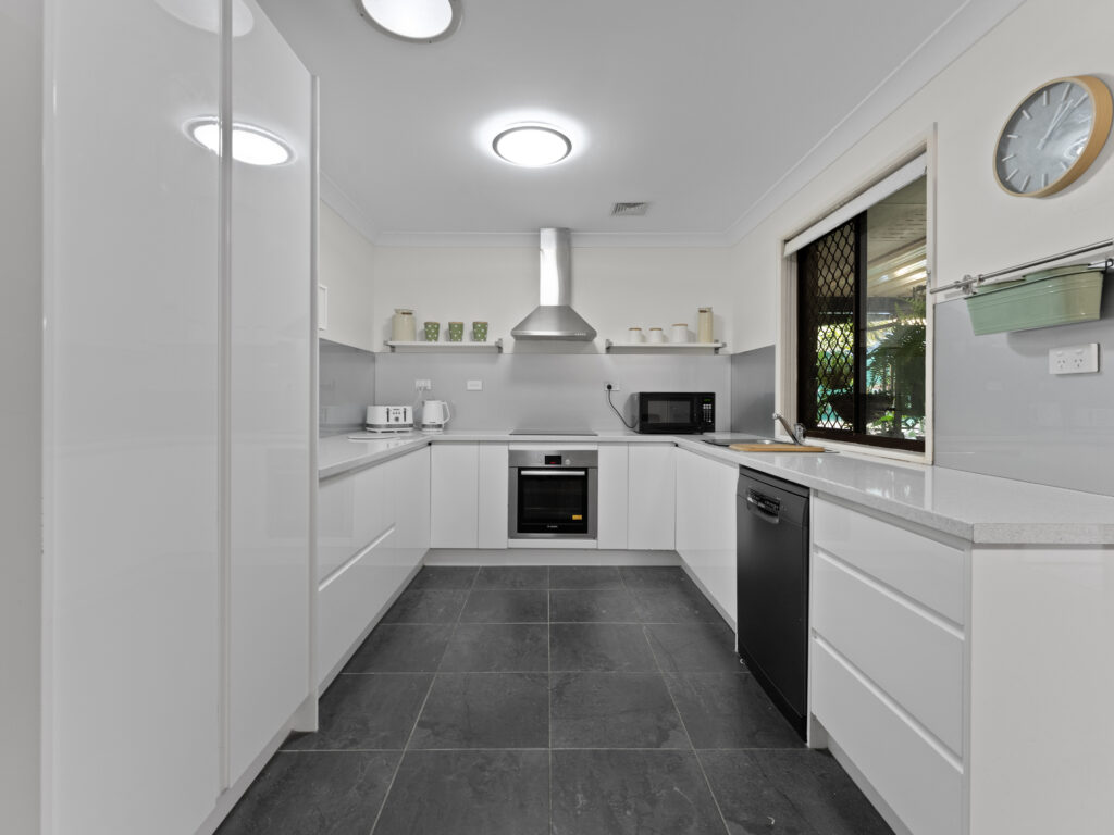 7 Gill Court, Bundamba, QLD 4304