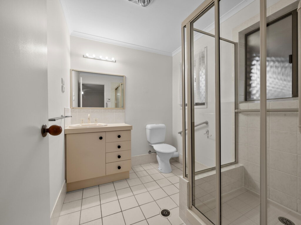 53 Fifth Avenue, Barellan Point, QLD 4306