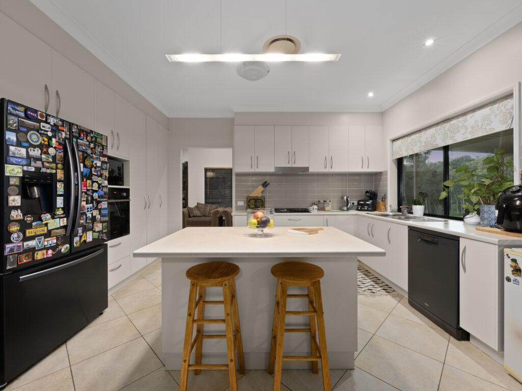 79 President Circle, Karalee, QLD 4306