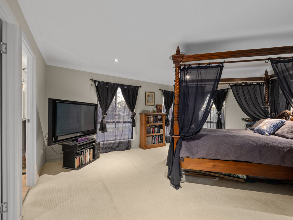79 President Circle, Karalee, QLD 4306