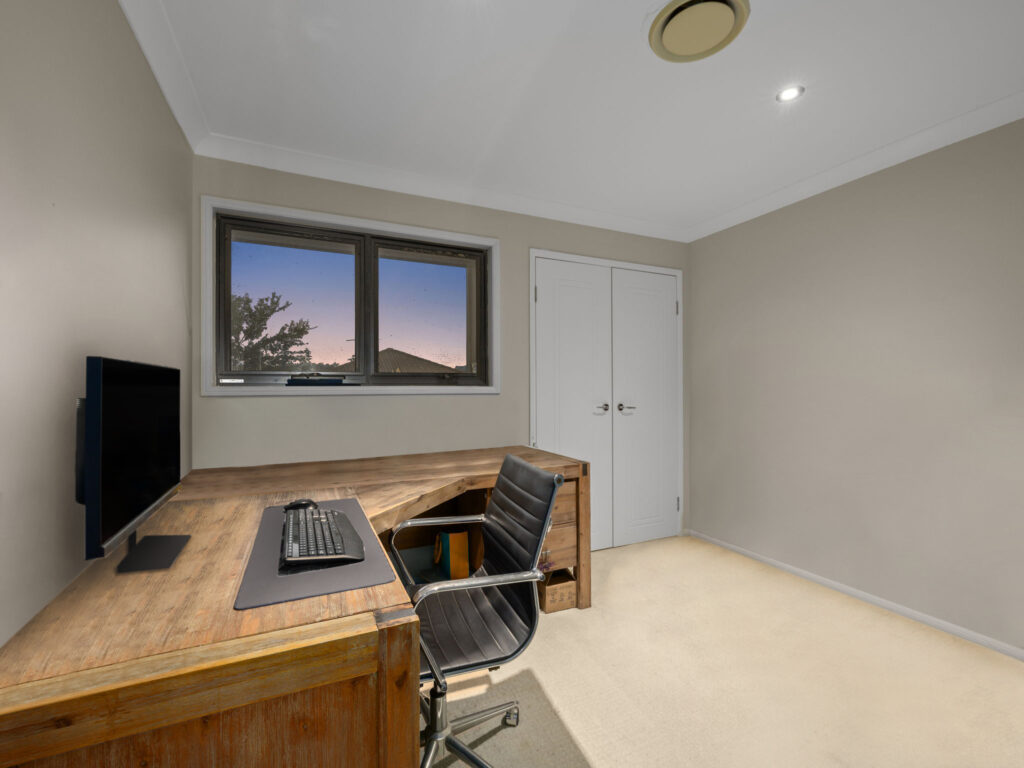 79 President Circle, Karalee, QLD 4306