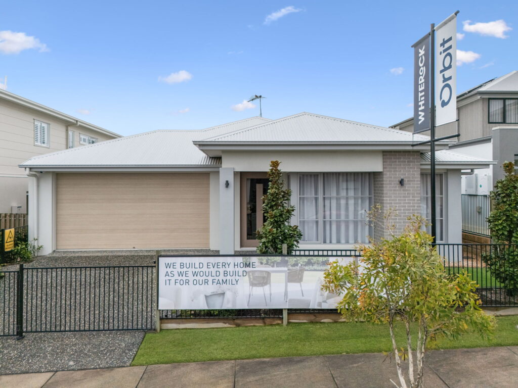 16 Peterson Way, White Rock, QLD 4306
