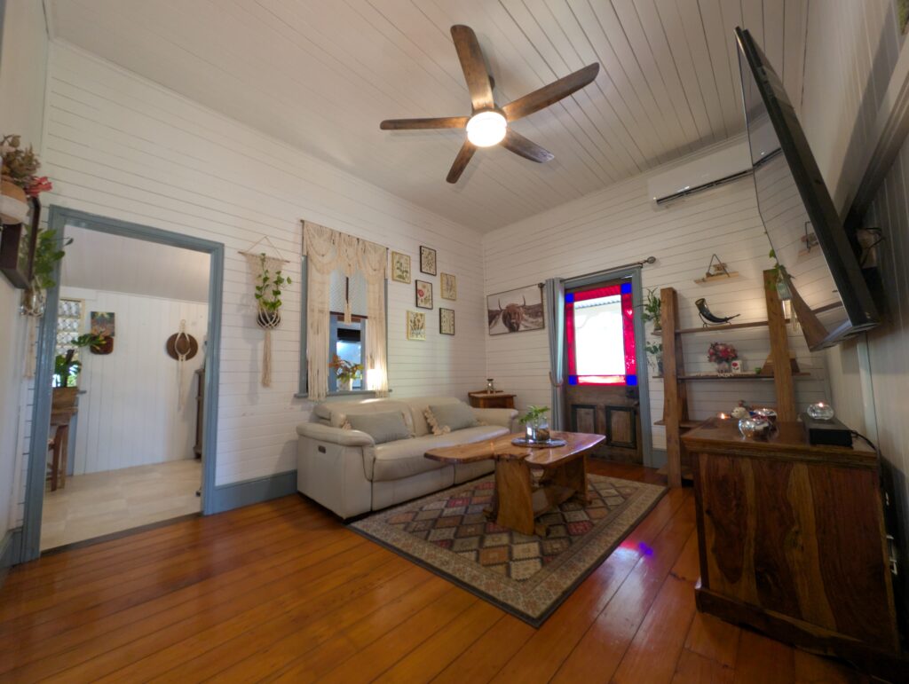 38 Leonard Street, Yamanto, QLD 4305