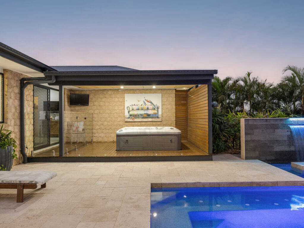 92 Willowbank Drive, Willowbank, QLD 4306
