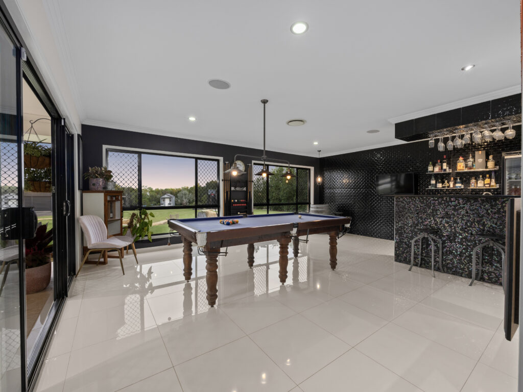 92 Willowbank Drive, Willowbank, QLD 4306