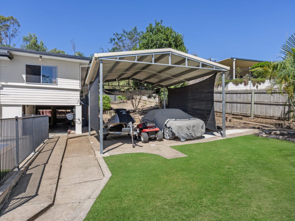 76 Hall Street, Yamanto, QLD 4305
