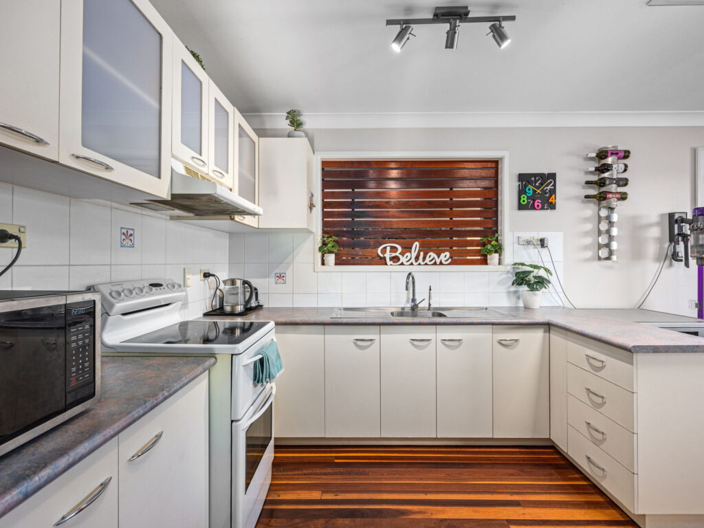 76 Hall Street, Yamanto, QLD 4305