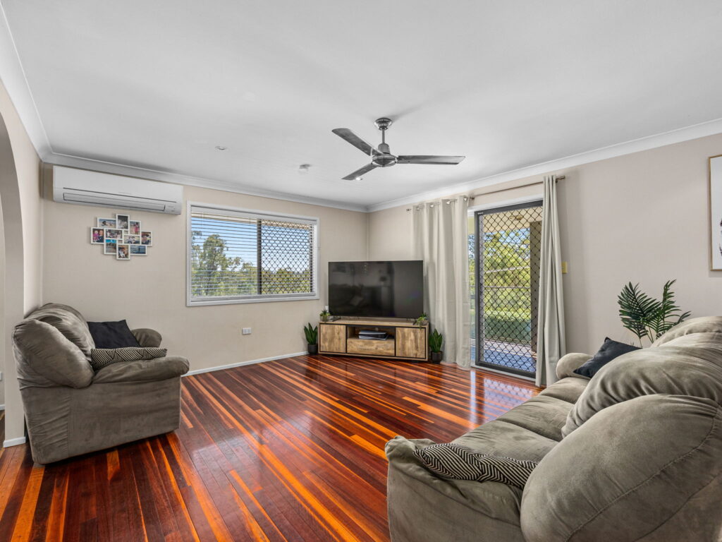 76 Hall Street, Yamanto, QLD 4305