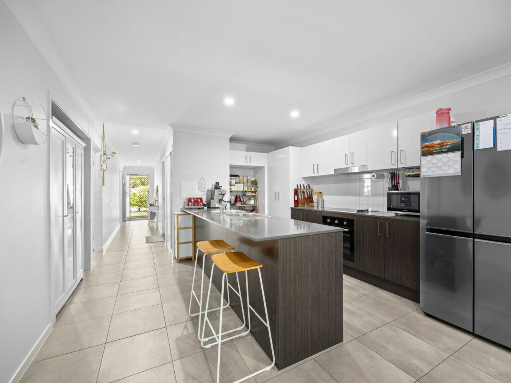 3 Joyce Street, Karalee, QLD 4306