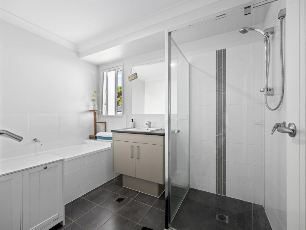3 Joyce Street, Karalee, QLD 4306