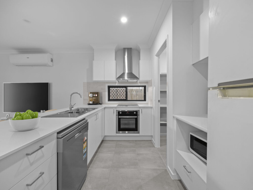 42 Bethanga Way, Spring Mountain, QLD 4300