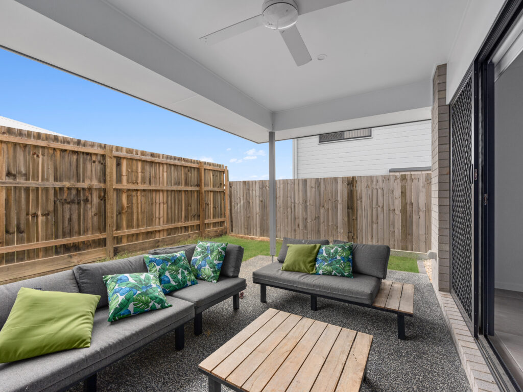 42 Bethanga Way, Spring Mountain, QLD 4300