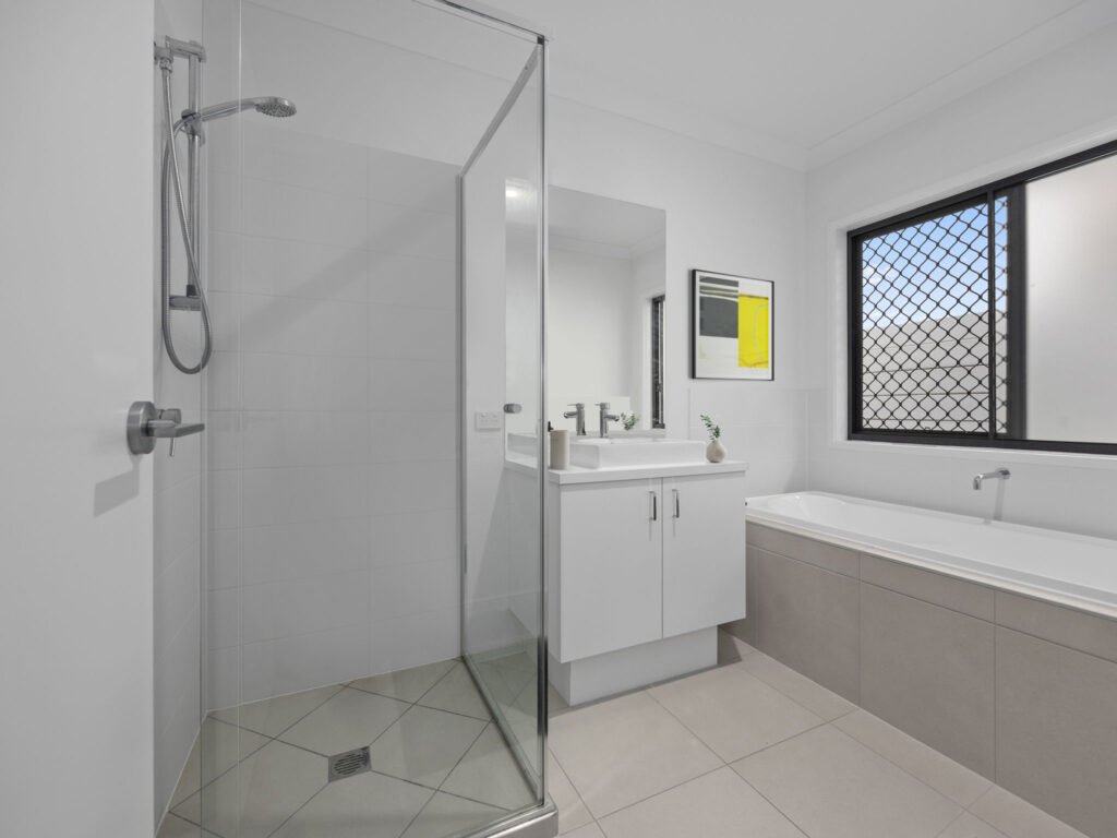42 Bethanga Way, Spring Mountain, QLD 4300