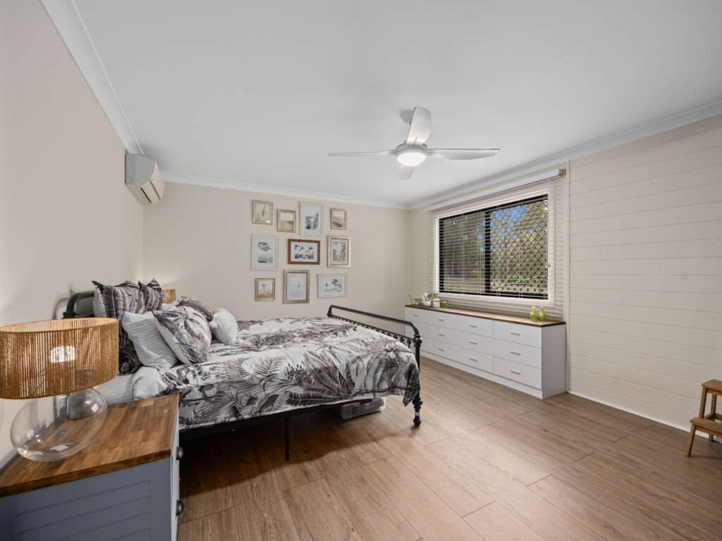 18 Cairns Road, Camira, QLD 4300