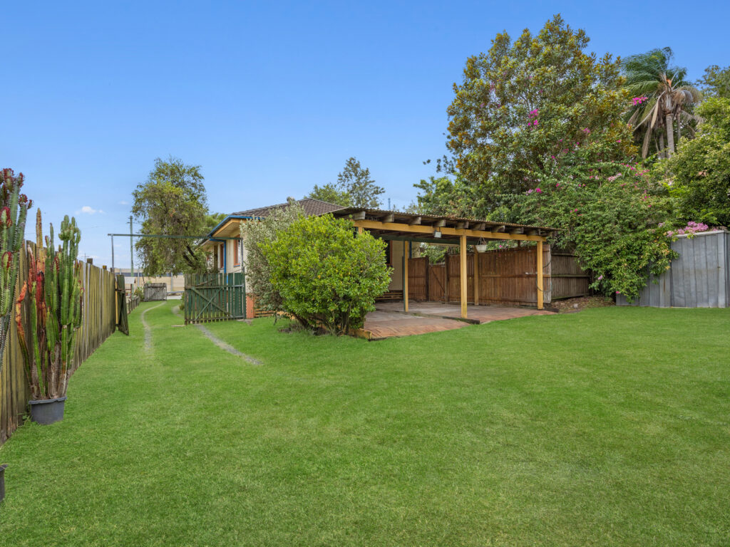 39 Brisbane Road, Riverview, QLD 4303