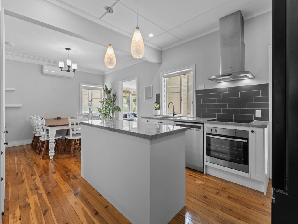 30 Coolibah Street, Silkstone, QLD 4304